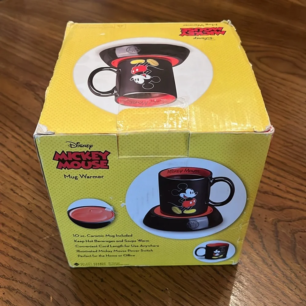 Disney Mickey Mouse mug and mug‎ warmer